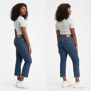 Levi's Wedgie Straight Button Fly Size 29